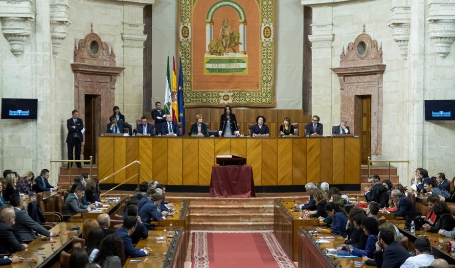 En este momento estás viendo El Parlamento de Andalucía presenta la versión en lectura fácil del Reglamento del Parlamento