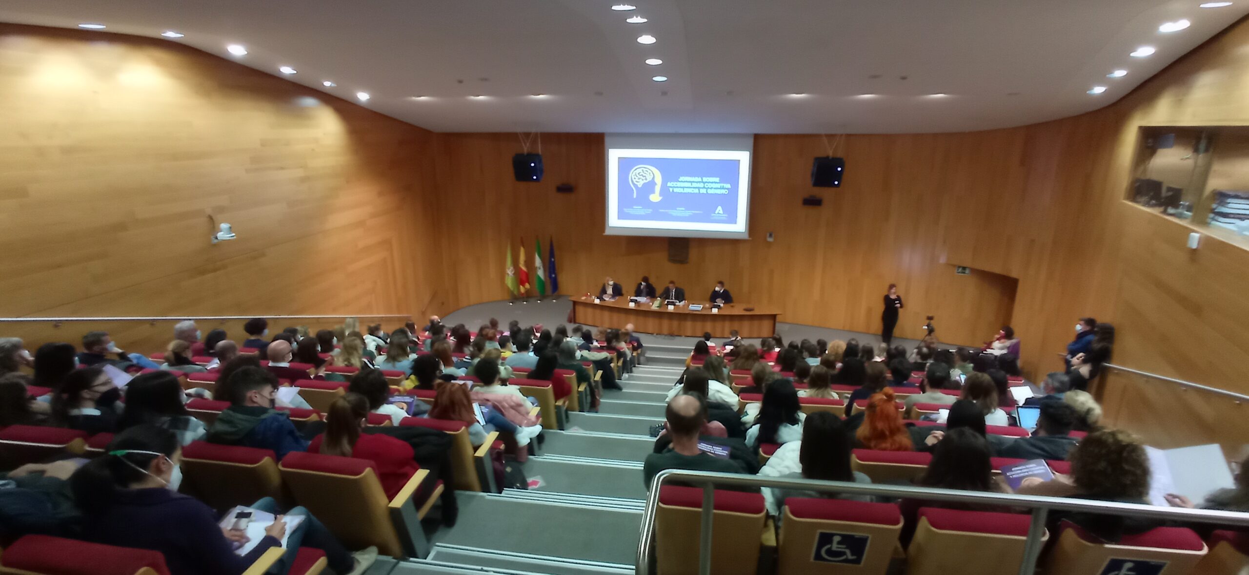 Las Jornadas de Accesibilidad Cognitiva y Violencia de Género de la Dirección General de Personas con Discapacidad en Granada fueron un éxito.